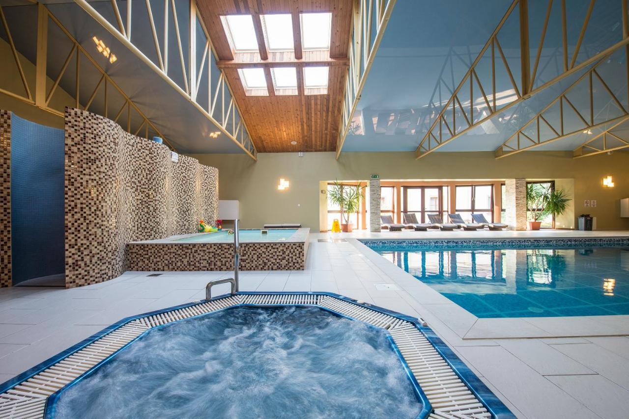 Wellness Hotel Spark Малацки Екстер'єр фото